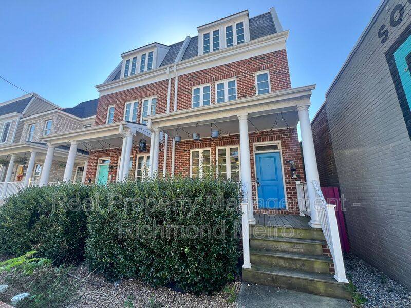 Townhouse for rent at 2617 1 2 W Main St B S, Richmond, VA 23220