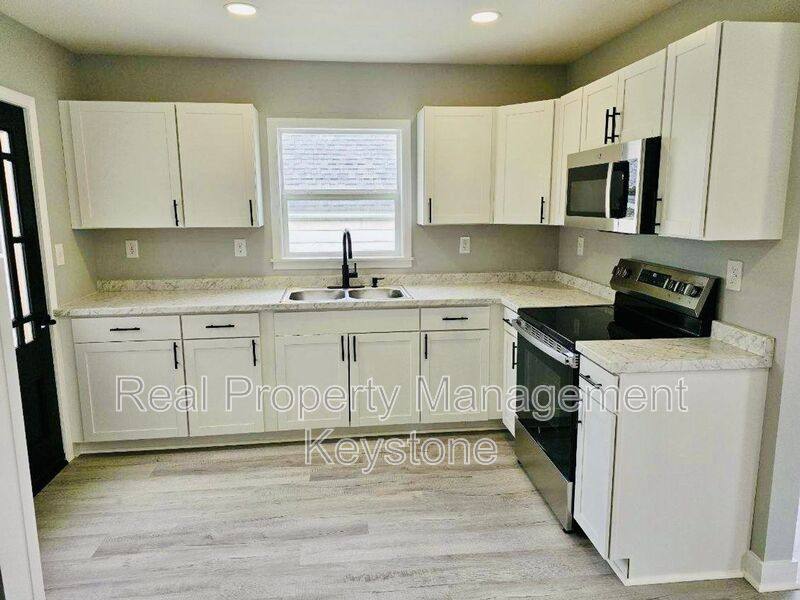 House for rent at 1122 Stock St, Pittsburgh, PA 15207