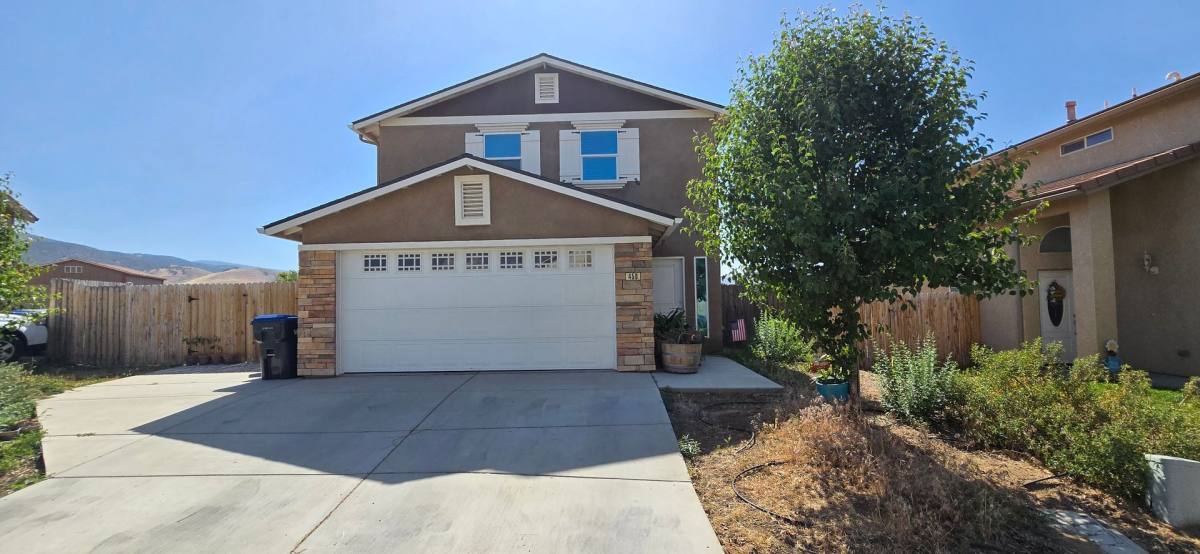House for rent at 450 Sherwood Place, Tehachapi, CA 93561