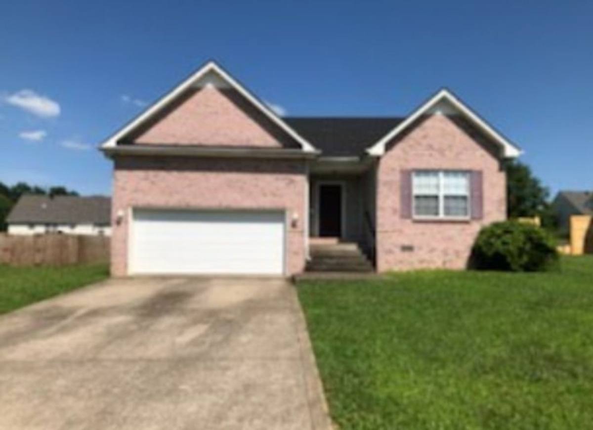 House for rent at 2770 N Whitfield Rd, Clarksville, TN 37040