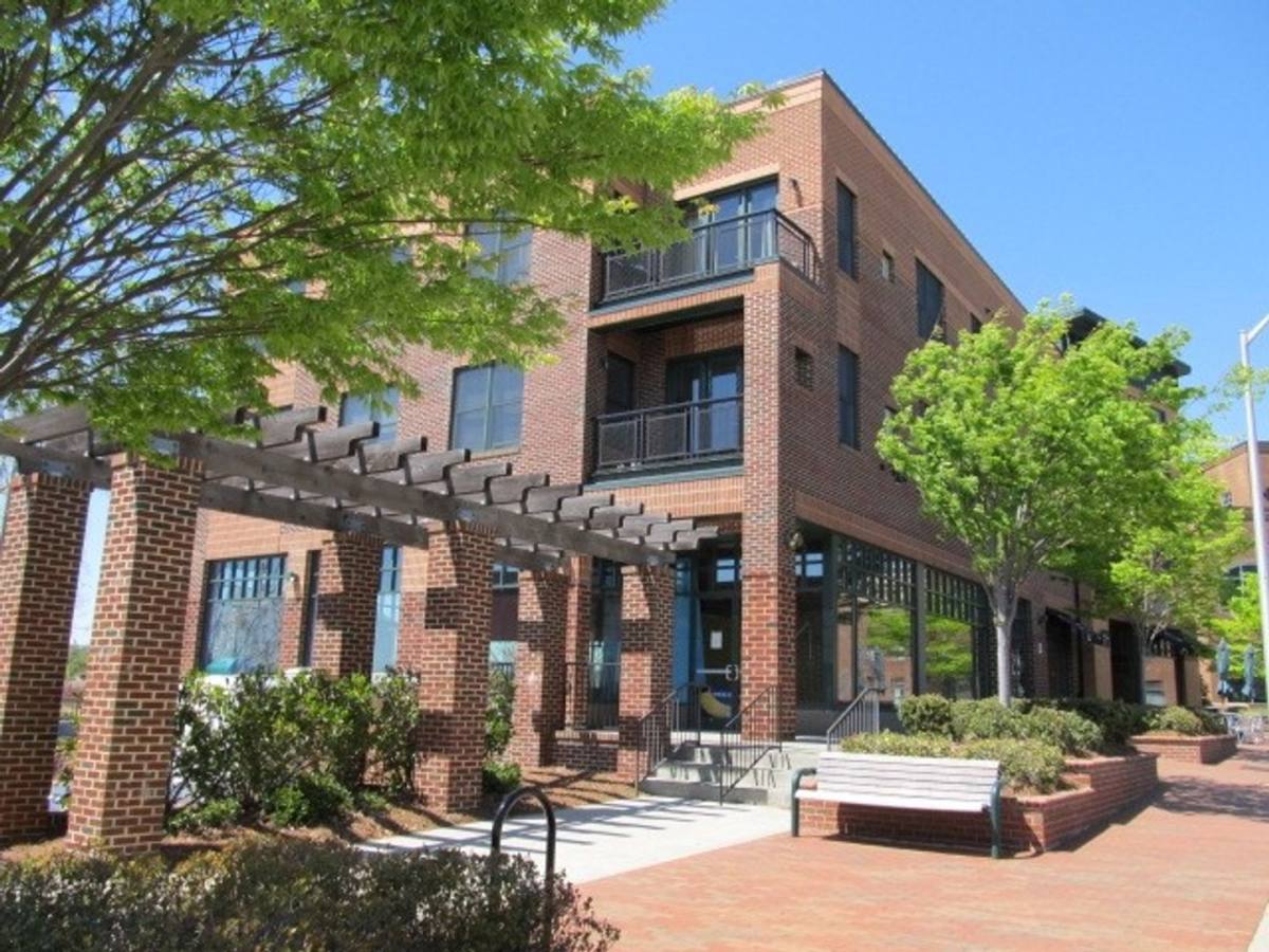 Condo for rent at 610 Market St, Chapel Hill, NC 27517