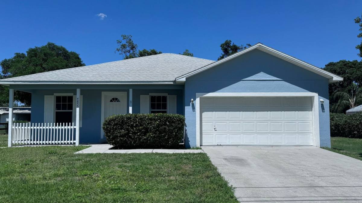 House for rent at 4855 Sparrow Dr, Saint Cloud, FL 34772