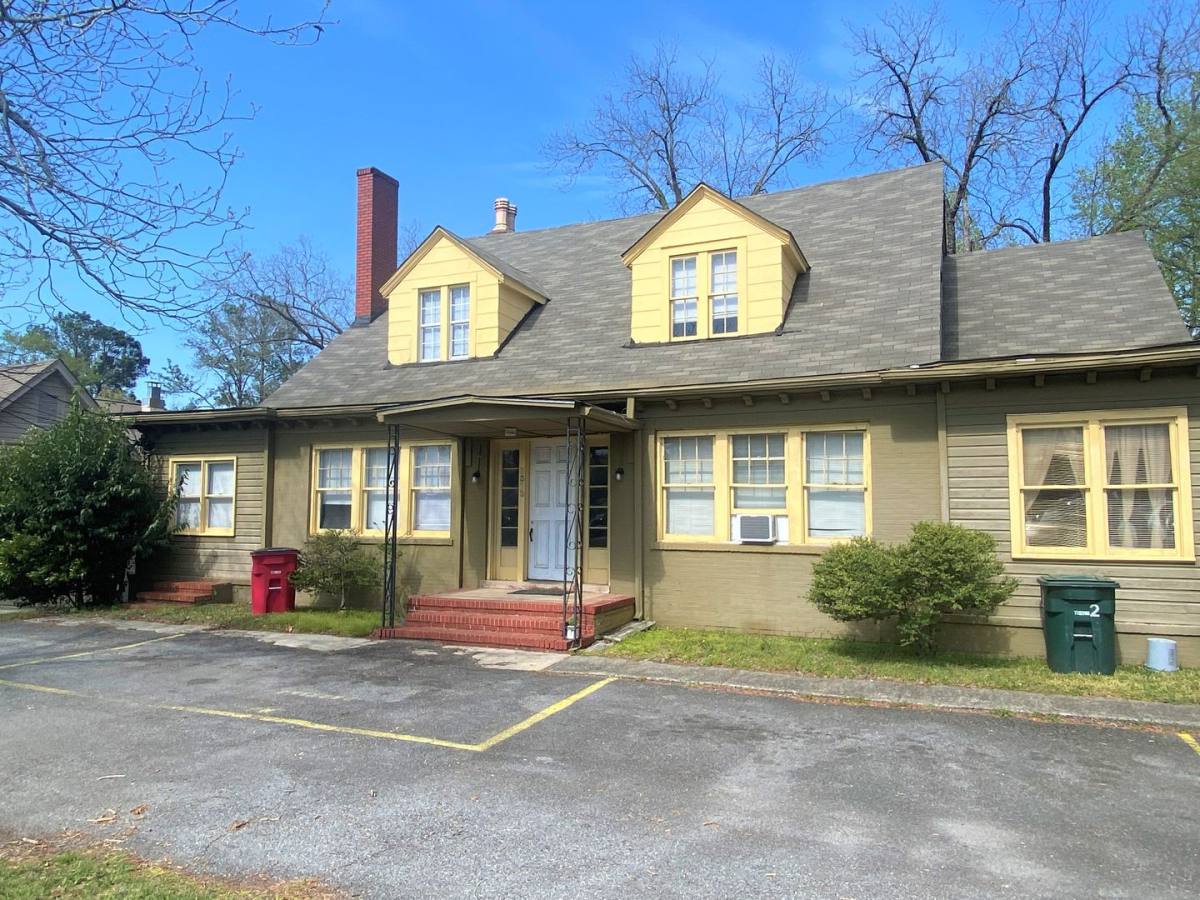 Apartment for rent at 3373 Vineville Ave #5, Macon, GA 31204