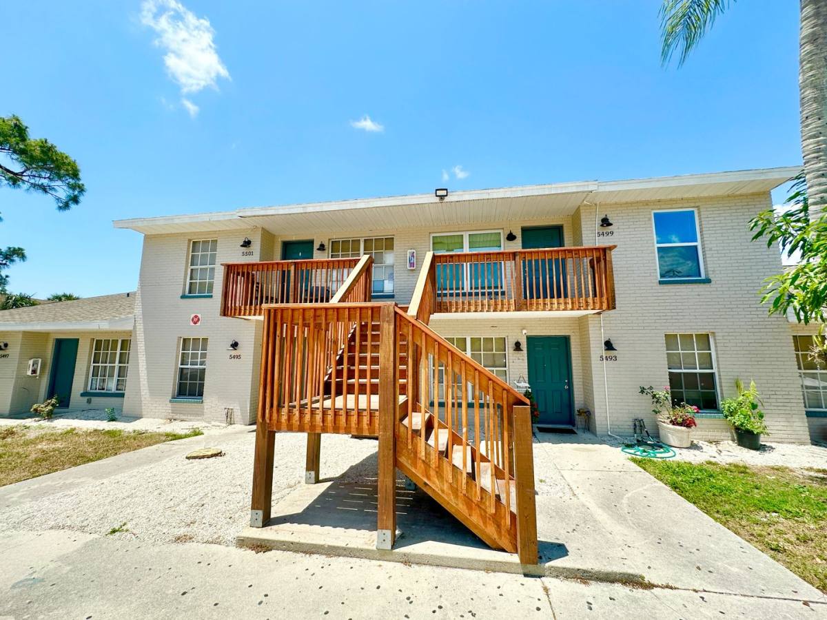 Apartment for rent at 5270 16th Place SW, Naples, FL 34116