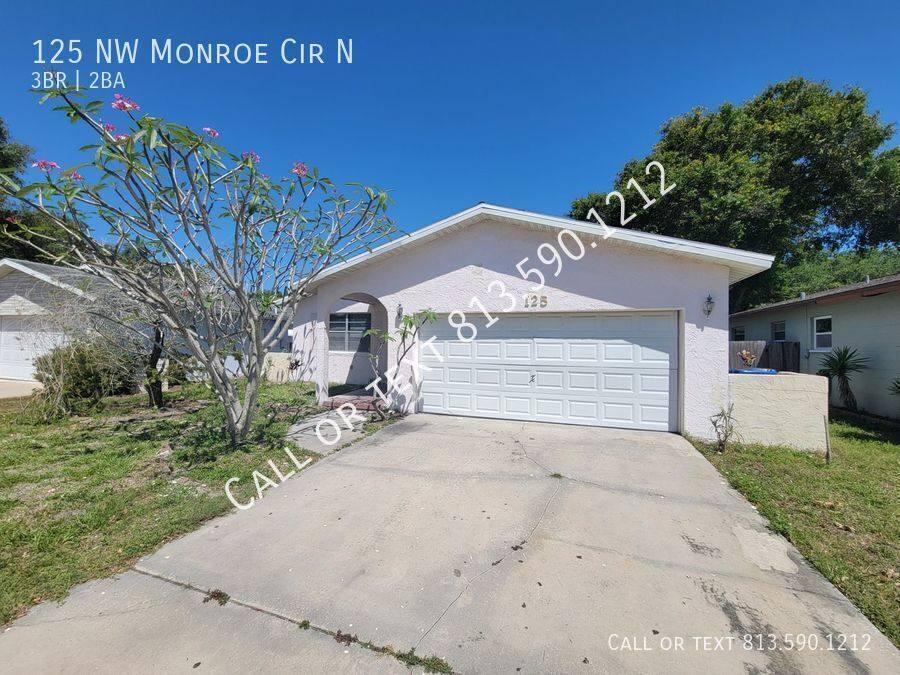 House for rent at 125 NW Monroe Circle N, Saint Petersburg, FL 33702