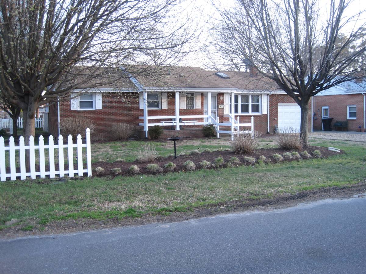 House for rent at 900 Virginia Ave, Virginia Beach, VA 23451