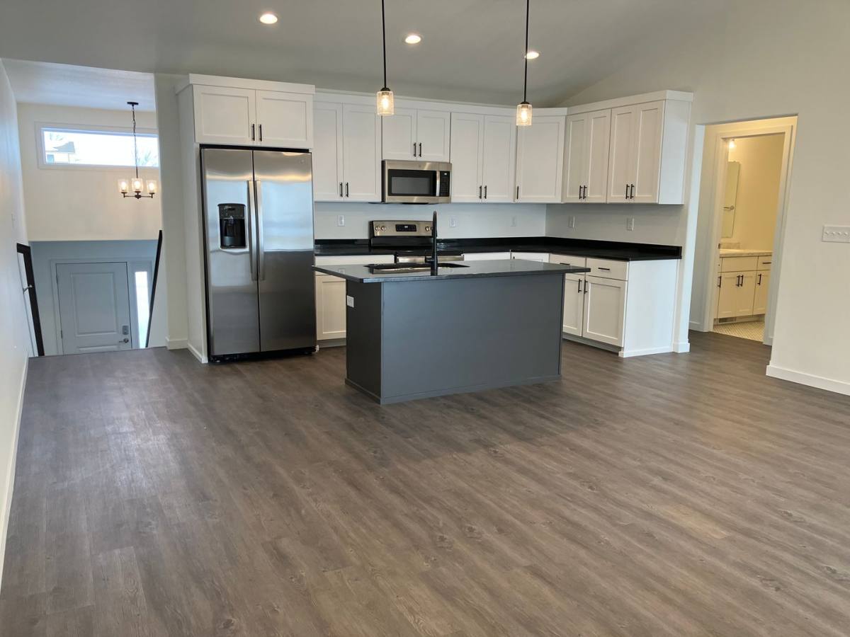 House for rent at 833 5th St SE, Mayville, ND 58257