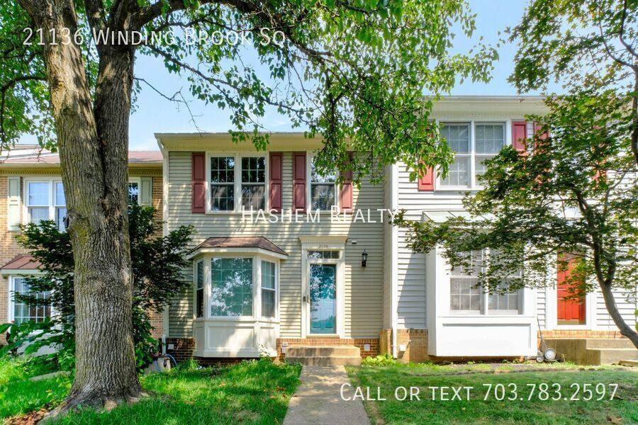 Townhouse for rent at 21136 Winding Brook Square, Ashburn, VA 20147