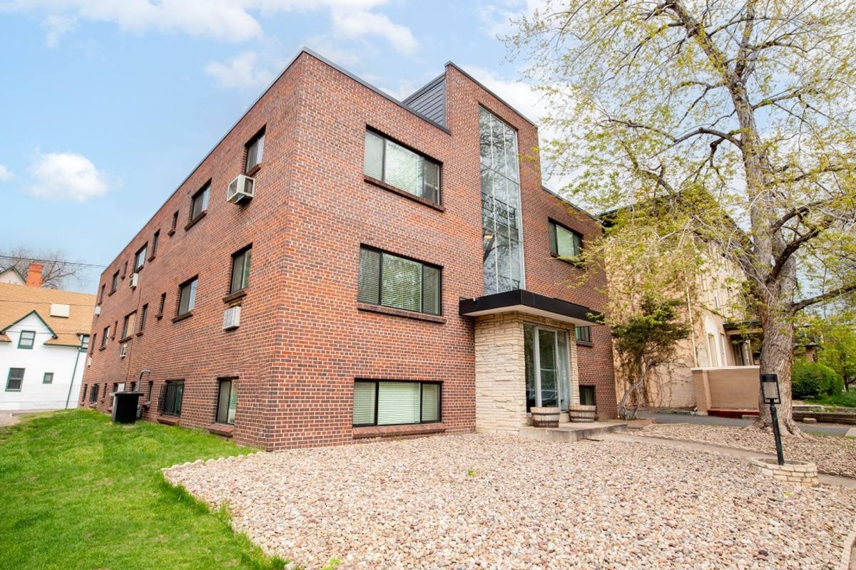 Apartment for rent at 1120 N Logan St, Denver, CO 80203