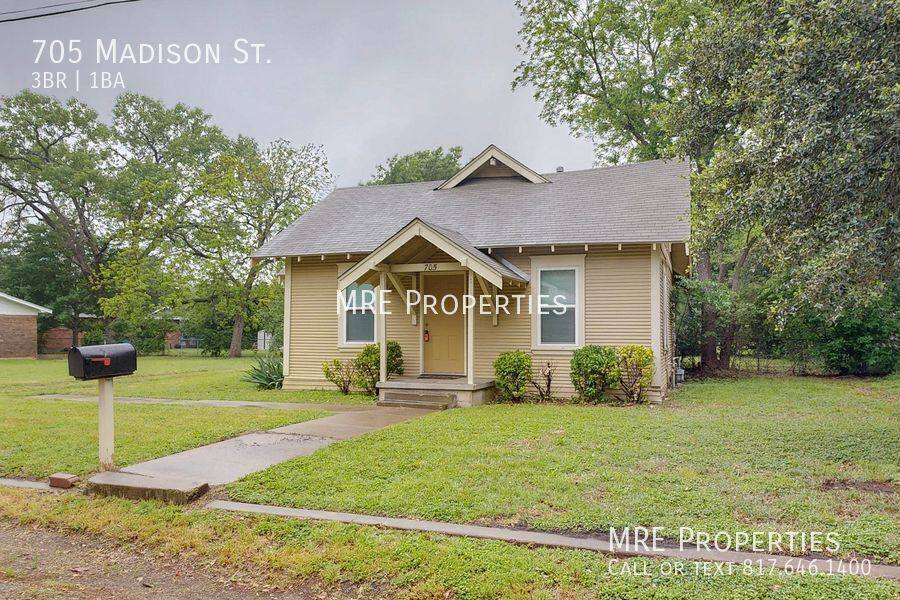 House for rent at 705 Madison St, Cleburne, TX 76033