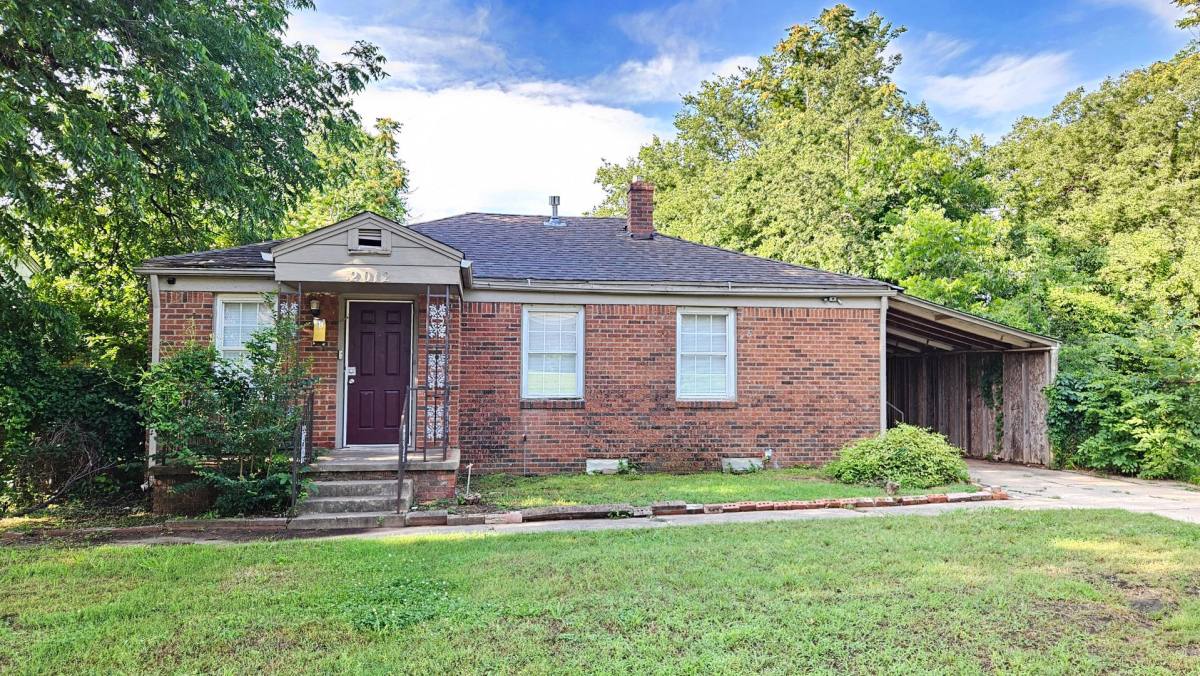 2012 NE 19th St, Oklahoma City, OK 73111