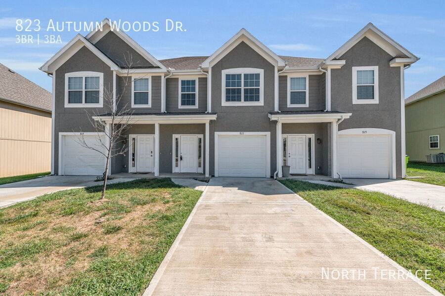 Townhouse for rent at 823 Autumn Woods Dr, Belton, MO 64012