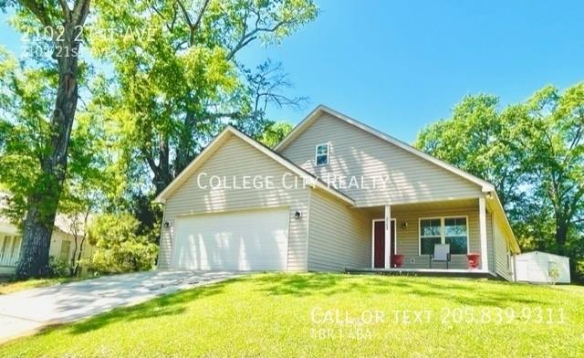 House for rent at 2102 21st Ave, Northport, AL 35476