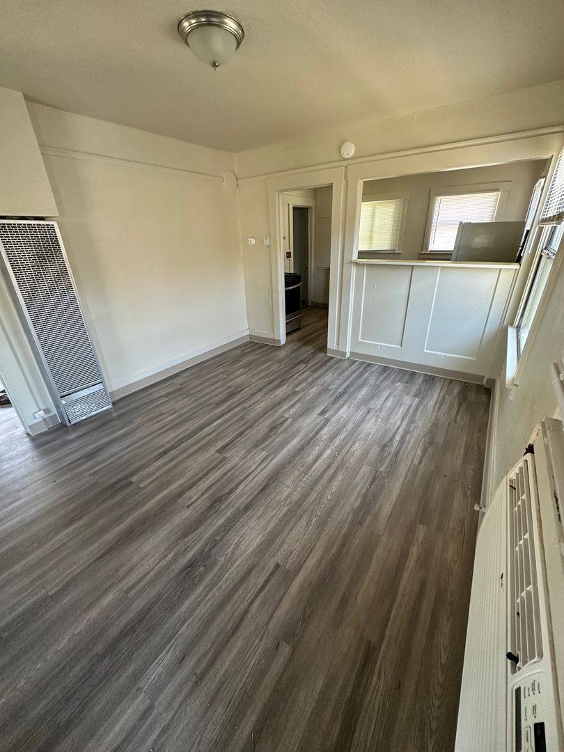 Apartment for rent at 258 - 262 W23rd St, Merced, CA 95340