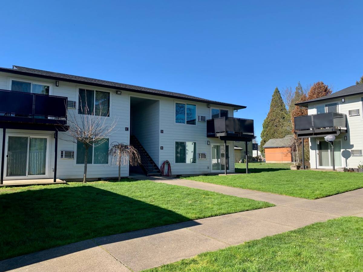 Apartment for rent at 700-710 N Pershing St, Mount Angel, OR 97362