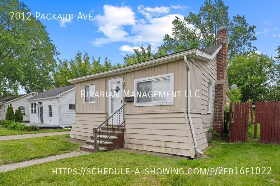 House for rent at 7012 Packard Ave, Warren, MI 48091