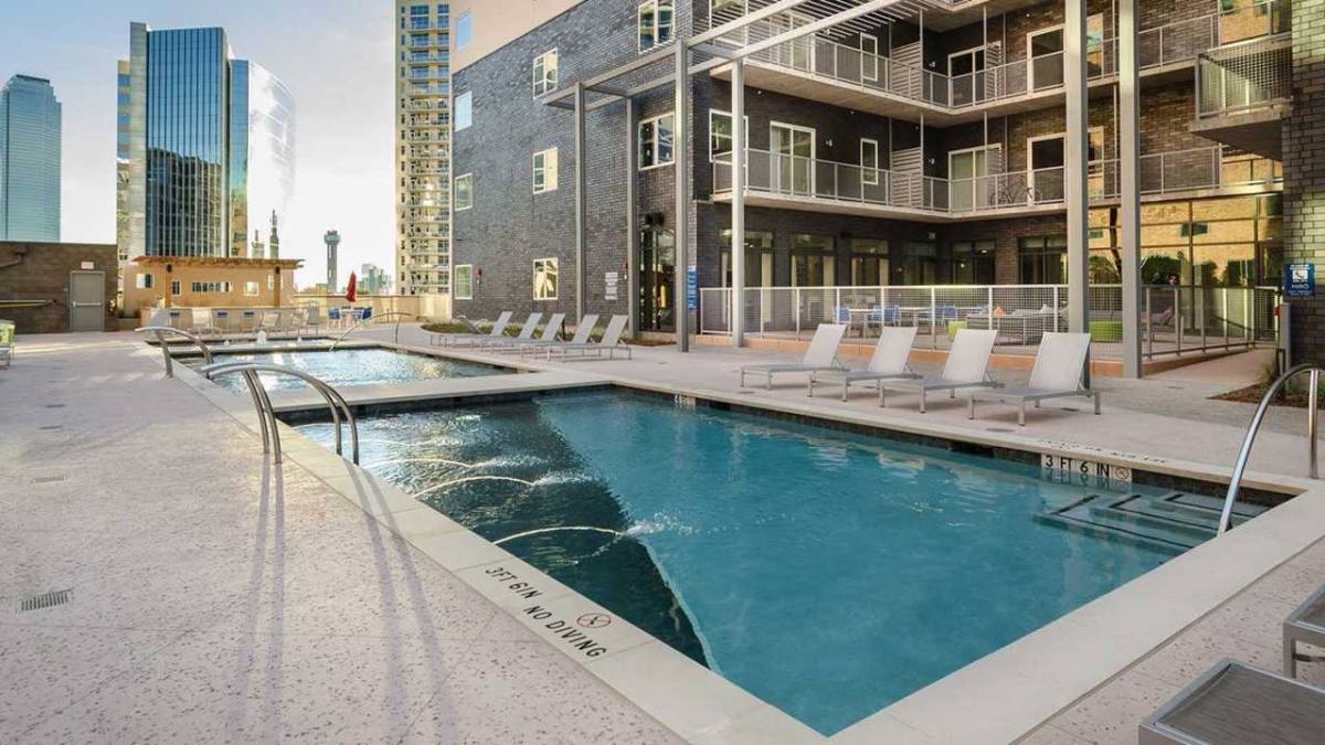 Apartment for rent at 2226 N Harwood St #B0-27, Dallas, TX 75201
