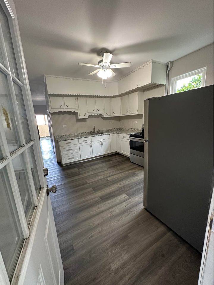 Apartment for rent at 1811 Cedar Ave #1, Scranton, PA 18505