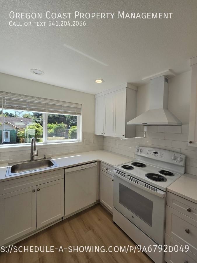 House for rent at 1531 NE 11th St, Lincoln City, OR 97367
