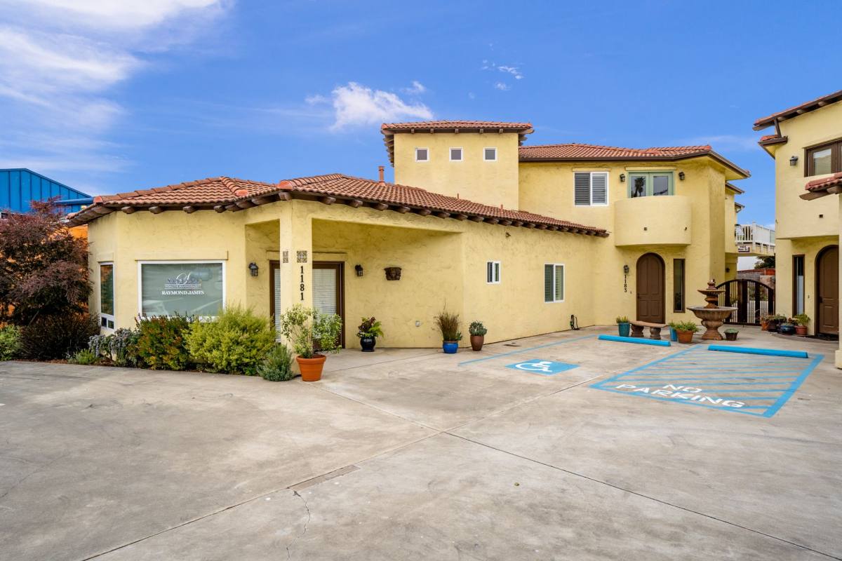 Apartment for rent at 1181 Main St, Morro Bay, CA 93442