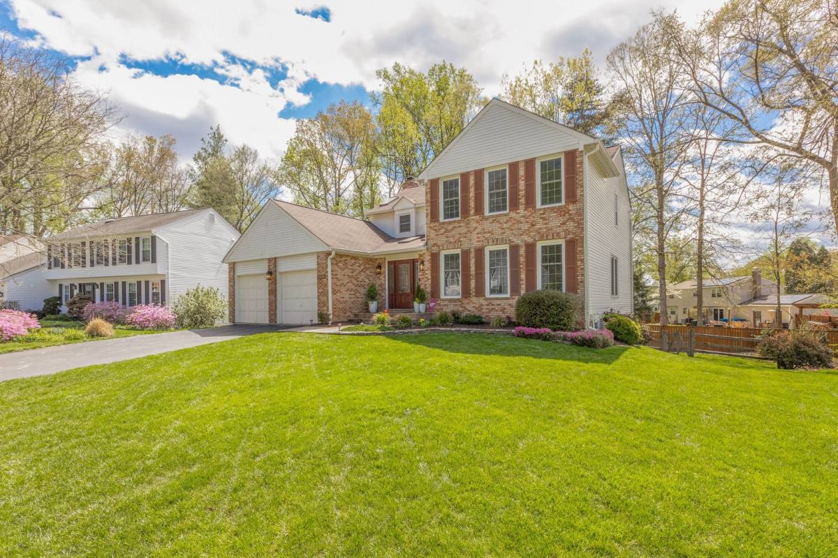 House for rent at 5624 Kemp Lane, Burke, VA 22015
