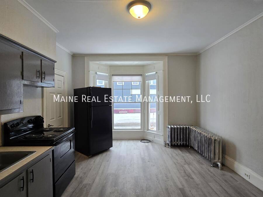 Apartment for rent at 179 Pine St #2, Lewiston, ME 04240