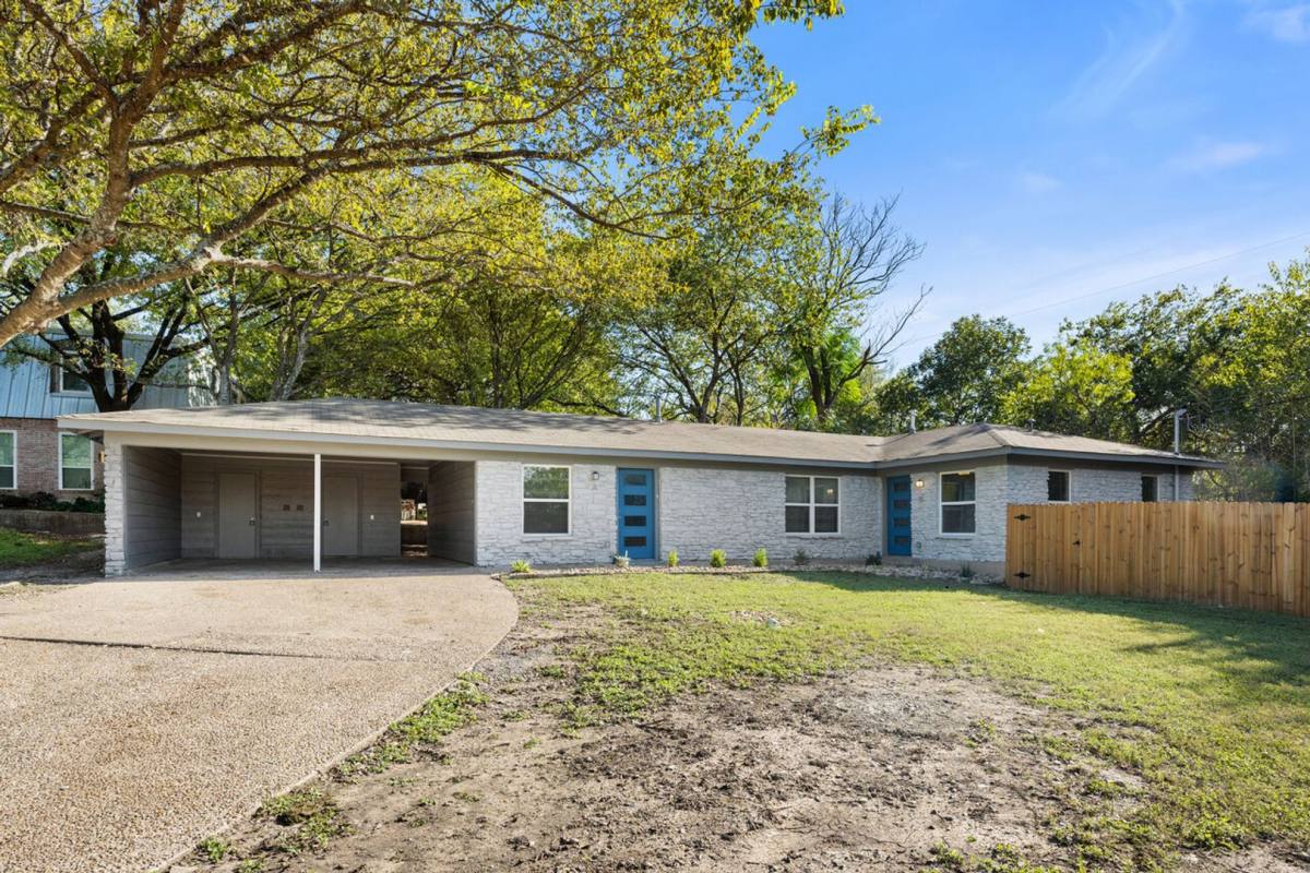 Apartment for rent at 2303 Metcalfe Rd, Austin, TX 78741