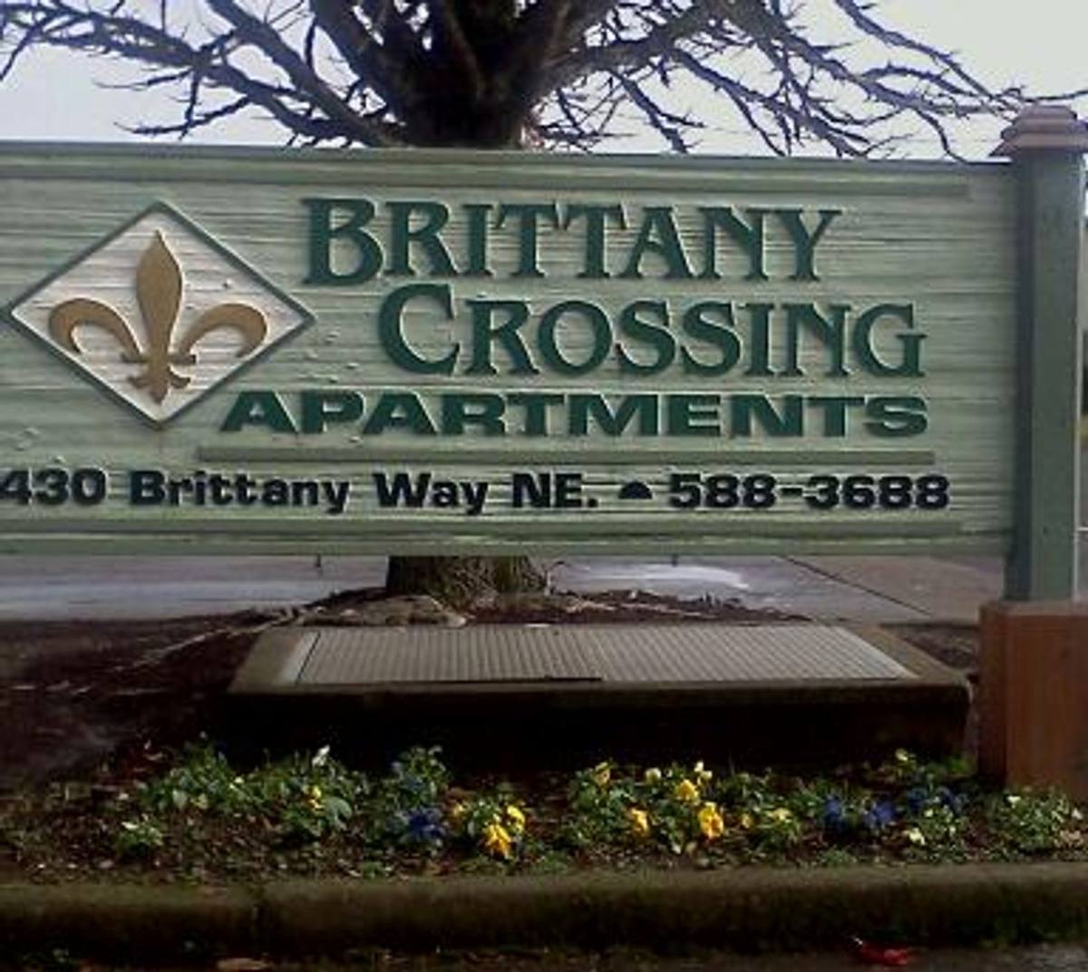 Apartment for rent at 430 Brittany Way NE, Salem, OR 97301