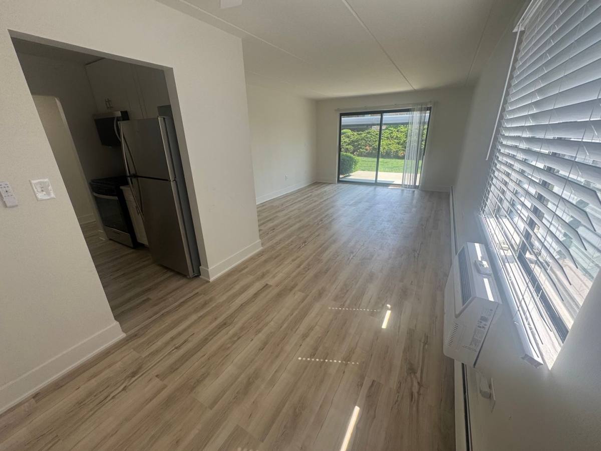 Apartment for rent at 62 S Wolf Rd, Wheeling, IL 60090