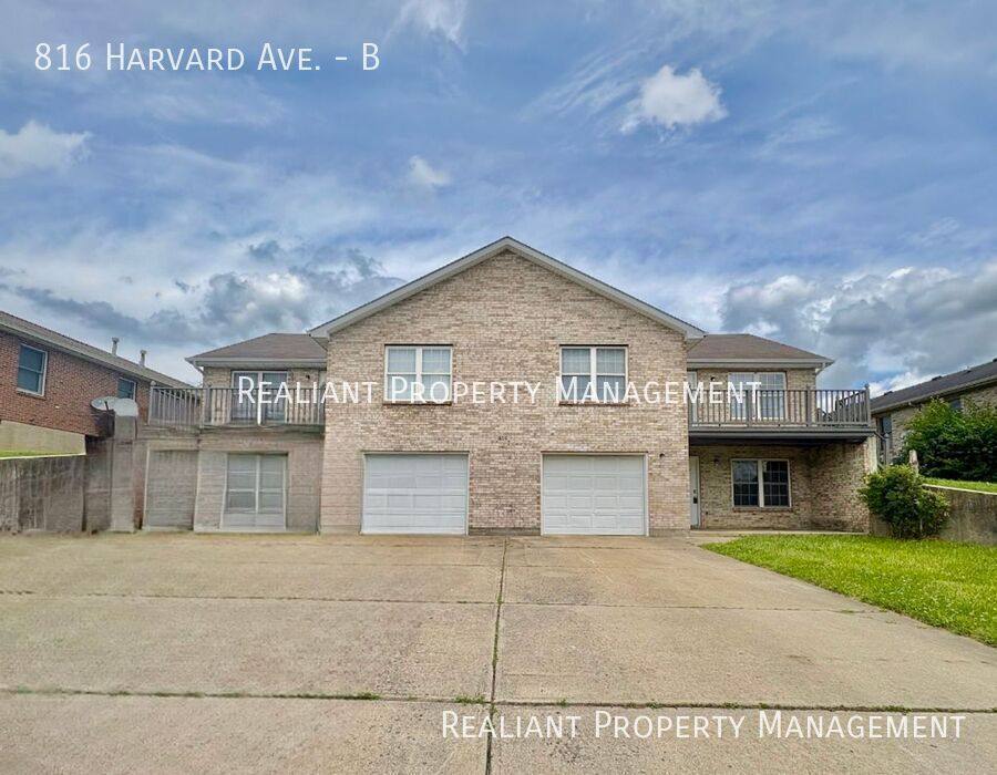 Apartment for rent at 816 Harvard Ave #B, Lebanon, OH 45036