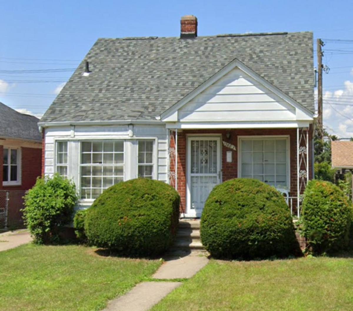 House for rent at 15483 Carlisle, Detroit, MI 48205