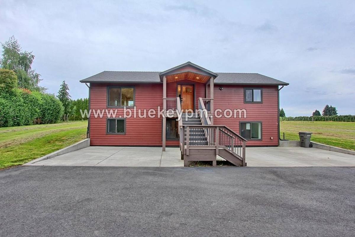 House for rent at 5714 NW 169th St, Ridgefield, WA 98642
