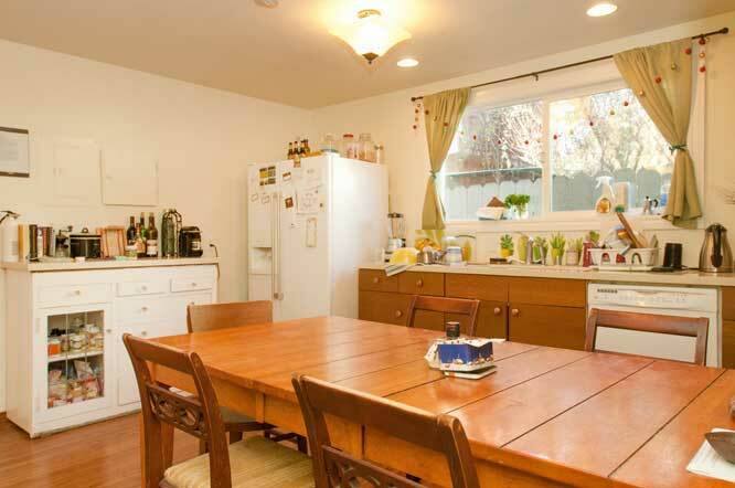 Townhouse for rent at 2909 King St, Berkeley, CA 94703