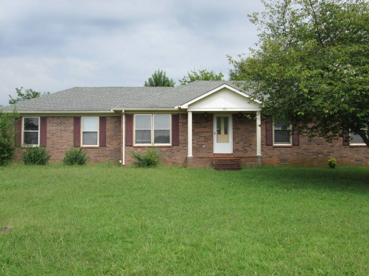 House for rent at 919 Jester Court, Murfreesboro, TN 37129