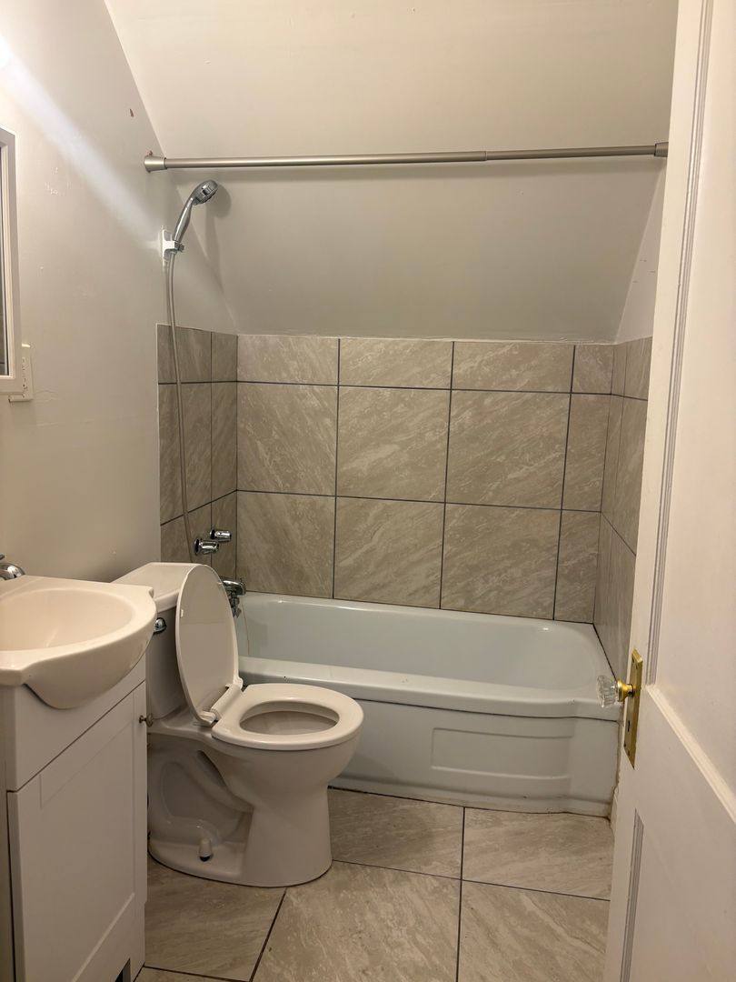 Apartment for rent at 9815 Reno Ave, Cleveland, OH 44105