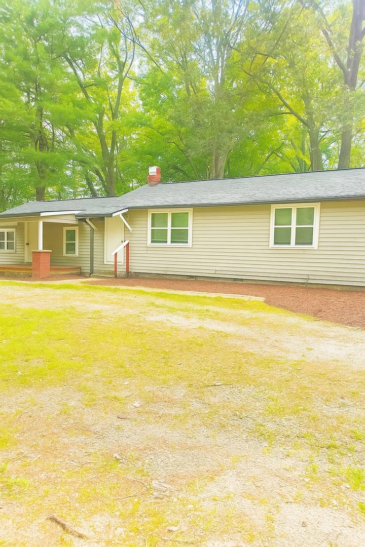 House for rent at 1054 Perimeter Rd, Dawsonville, GA 30534