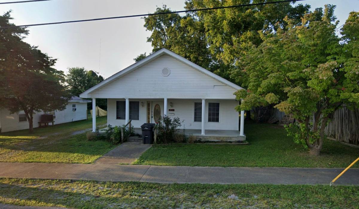 House for rent at 307 17th St, Corbin, KY 40701