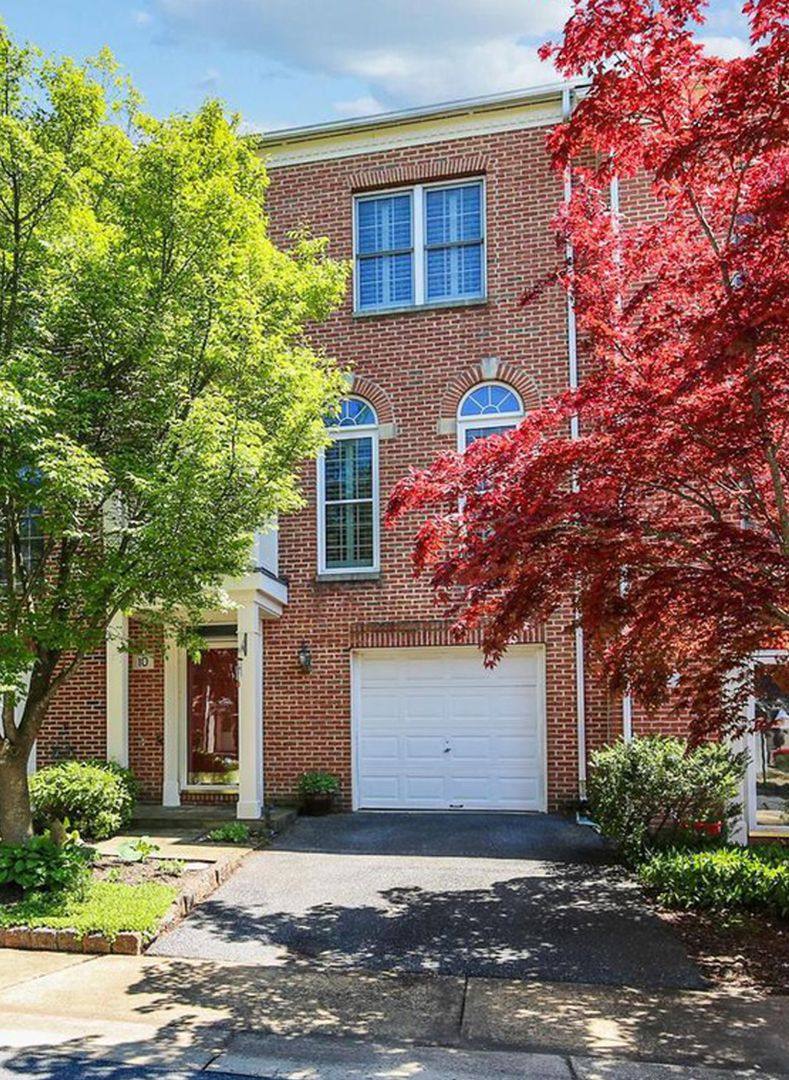 Townhouse for rent at 10 Fire Princess Court, Rockville, MD 20850