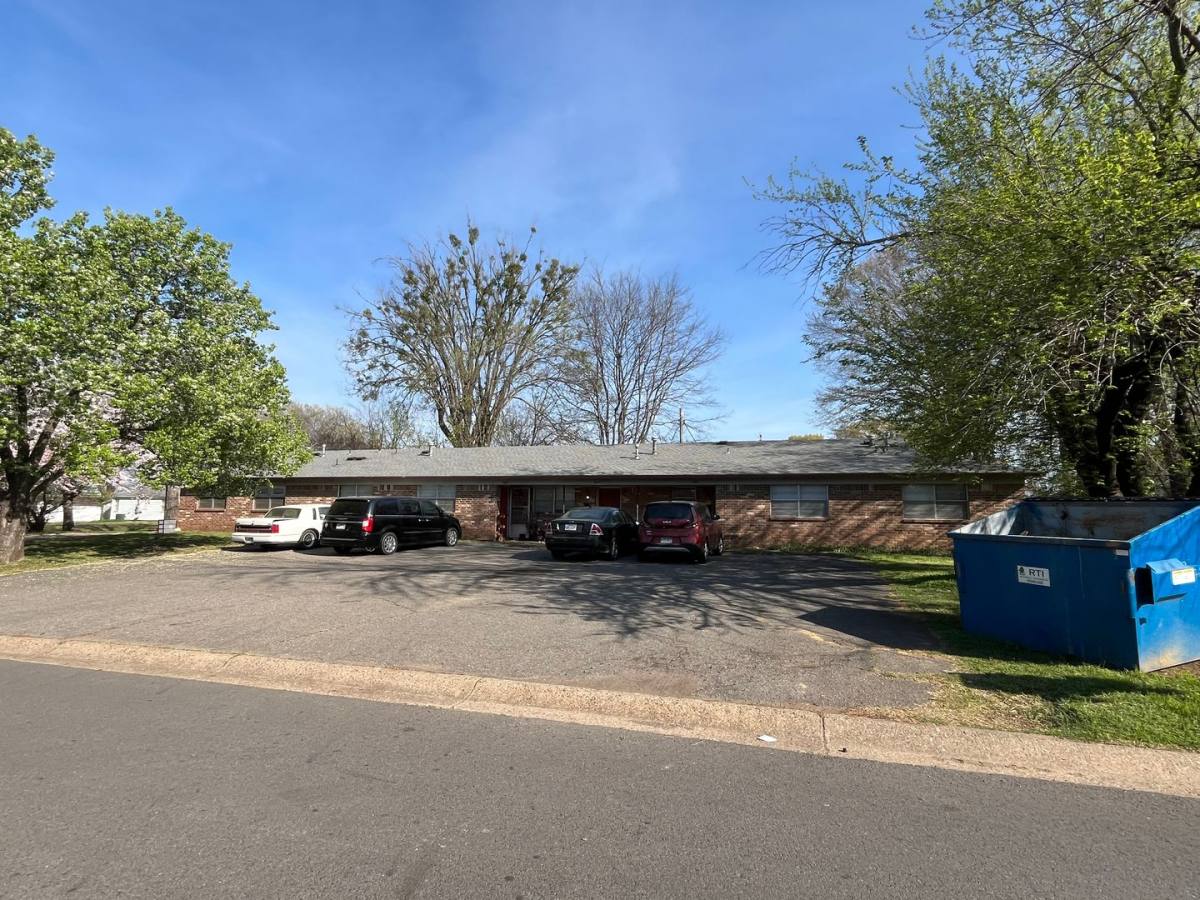 Apartment for rent at 401 E C St, Russellville, AR 72801