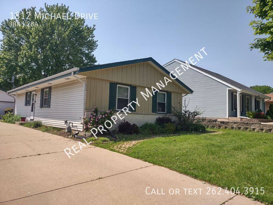 House for rent at 1812 Michael Dr, Waukesha, WI 53189