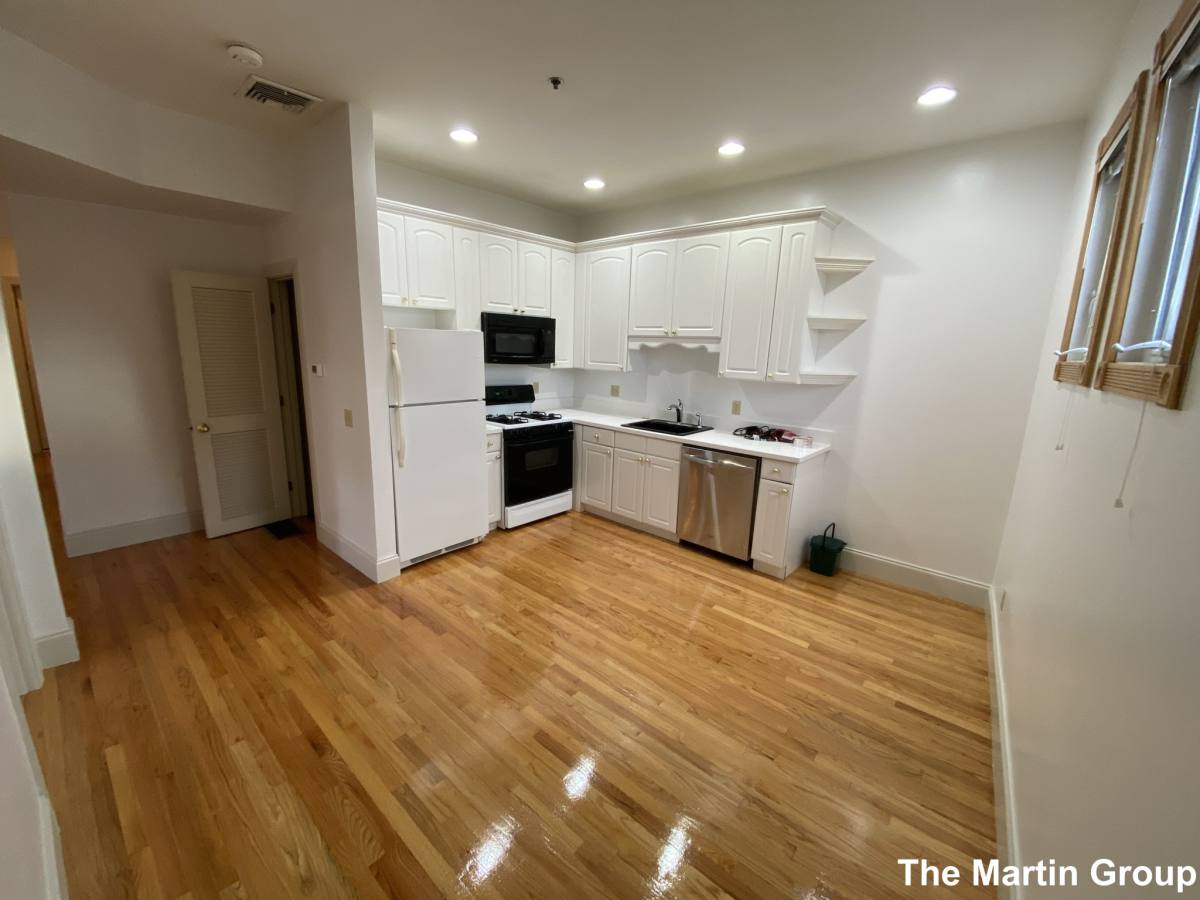 Apartment for rent at 183 Columbia, Cambridge, MA 02139