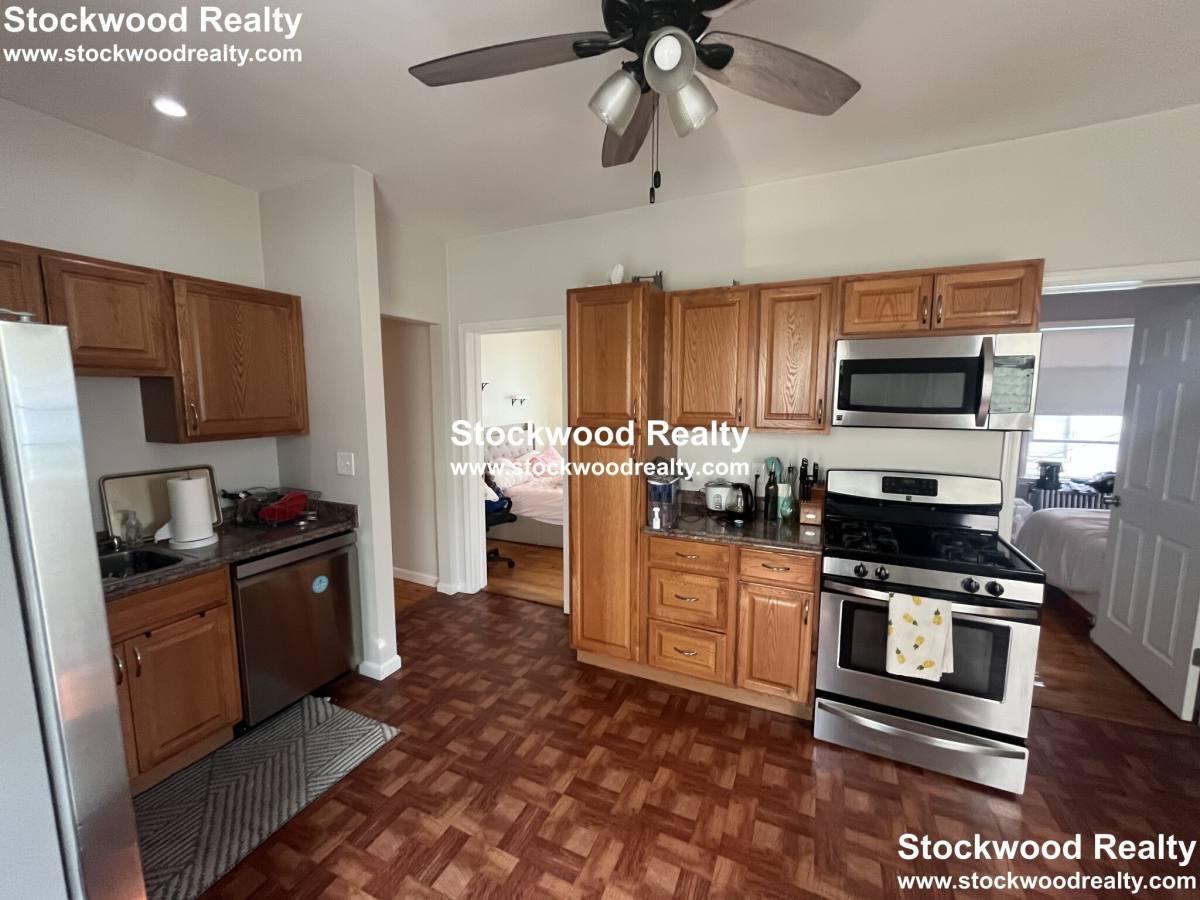 Apartment for rent at 27 Howell St #3, Dorchester, MA 02125