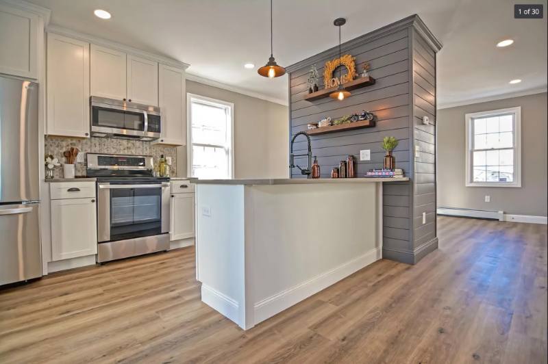 Townhouse for rent at 81 Preston St #2, Providence, RI 02906