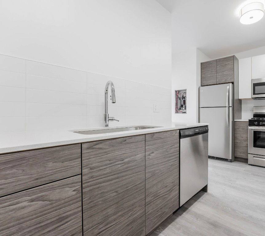 House for rent at 6100 N Paulina St #2, Chicago, IL 60660