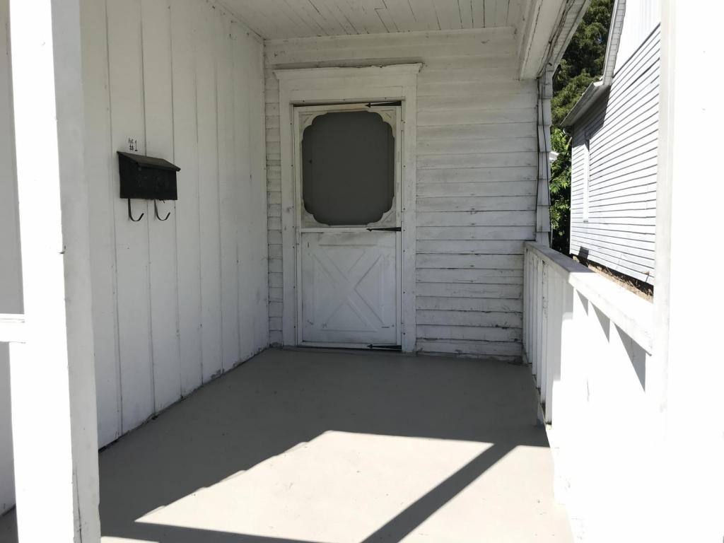 Apartment for rent at 49 S 19th St, Terre Haute, IN 47807