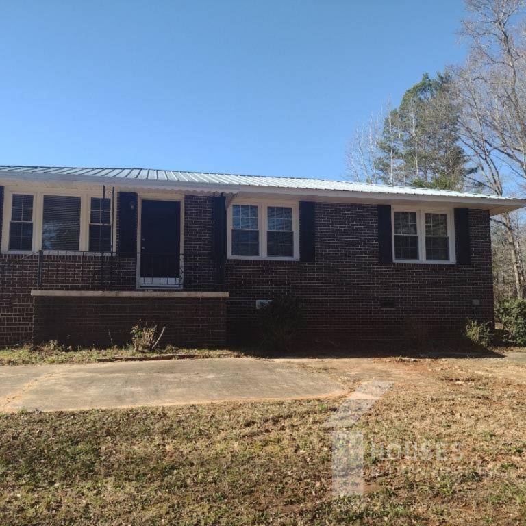 House for rent at 612 S Piedmont Highway, Piedmont, SC 29673