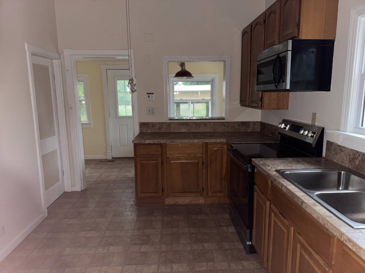 House for rent at 11230 Sonora Hardin Springs Rd, Eastview, KY 42732
