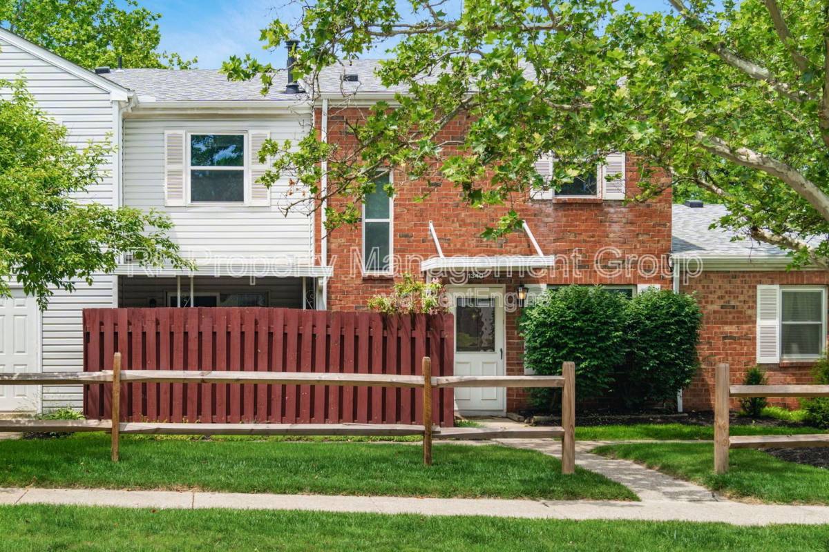 Apartment for rent at 1340 Baja Lane #14, Columbus, OH 43204