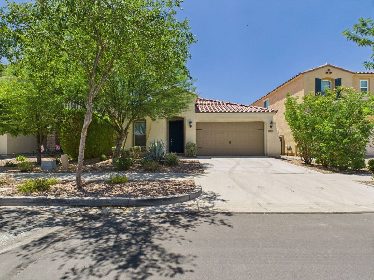 House for rent at 10511 E Corbin Ave, Mesa, AZ 85212