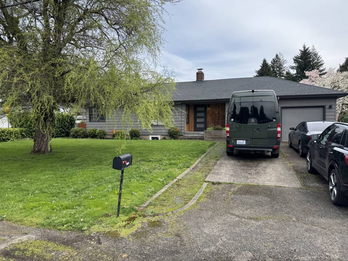 House for rent at 5105 NE 19th Ave, Vancouver, WA 98663